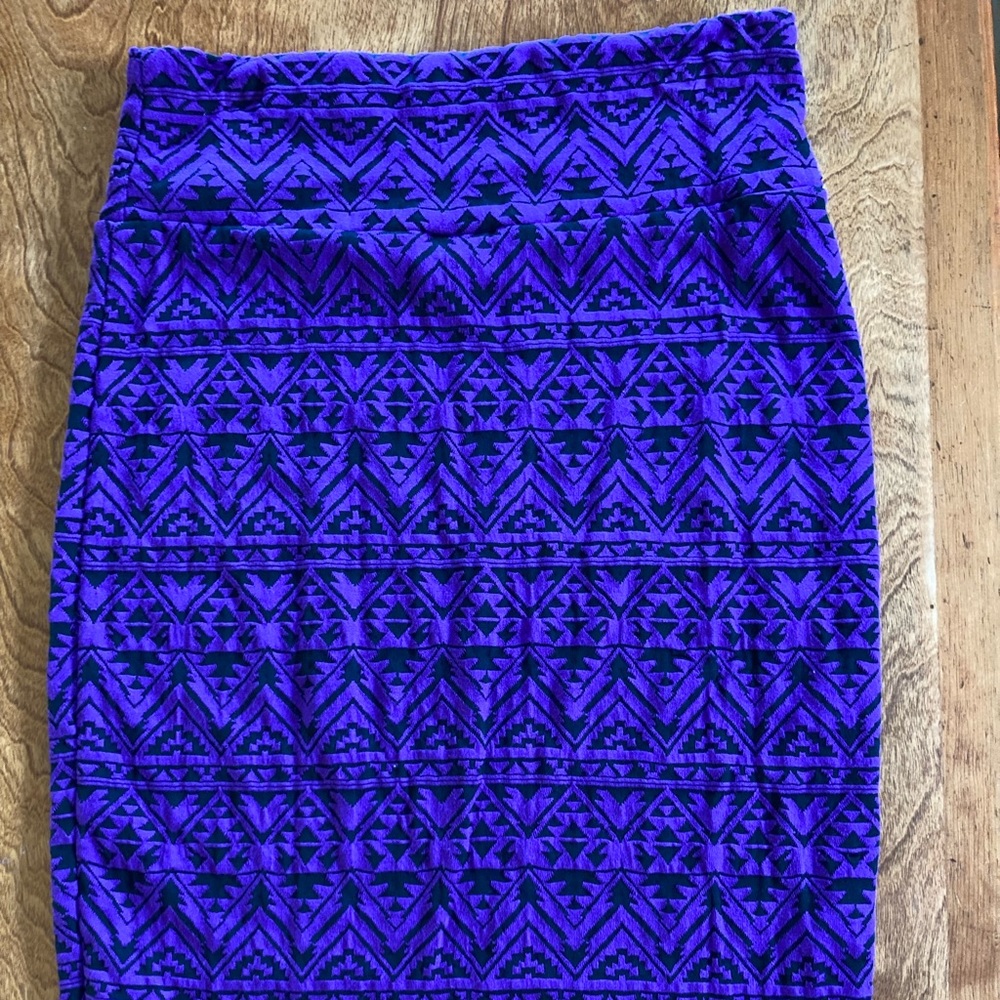 Black and purple midi skirt